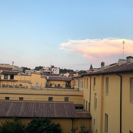 S.Apollonia Suite Trastevere Рим Экстерьер фото