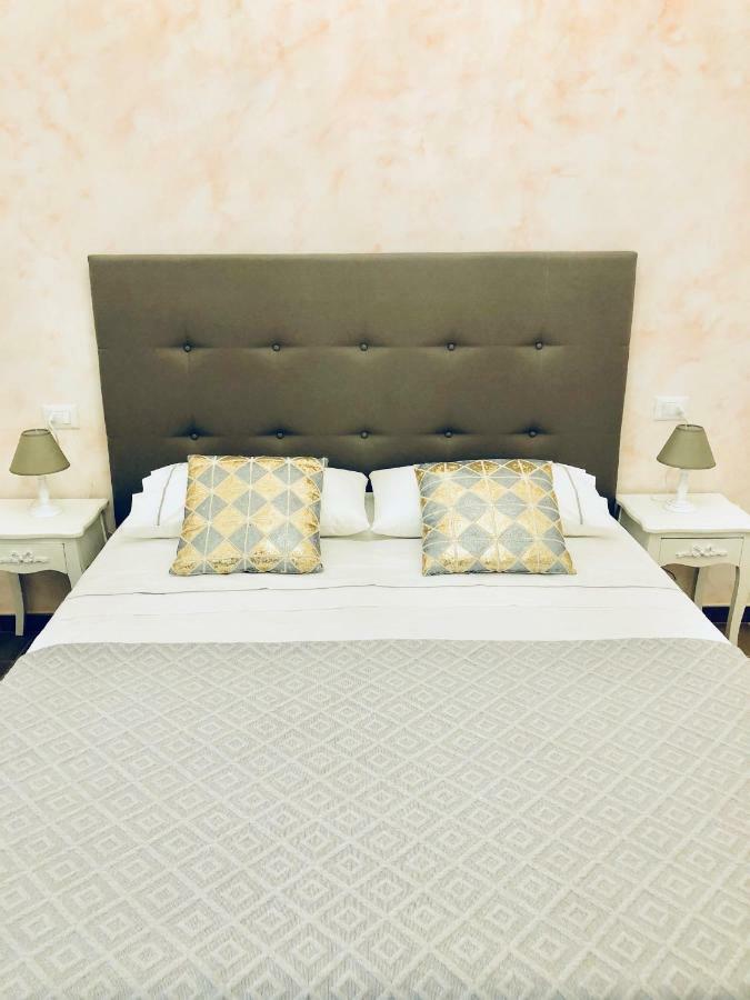 S.Apollonia Suite Trastevere Рим Экстерьер фото